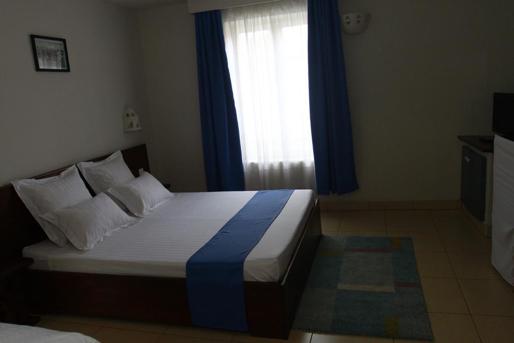 Le Lotus Bleu Antananarivo Exterior photo